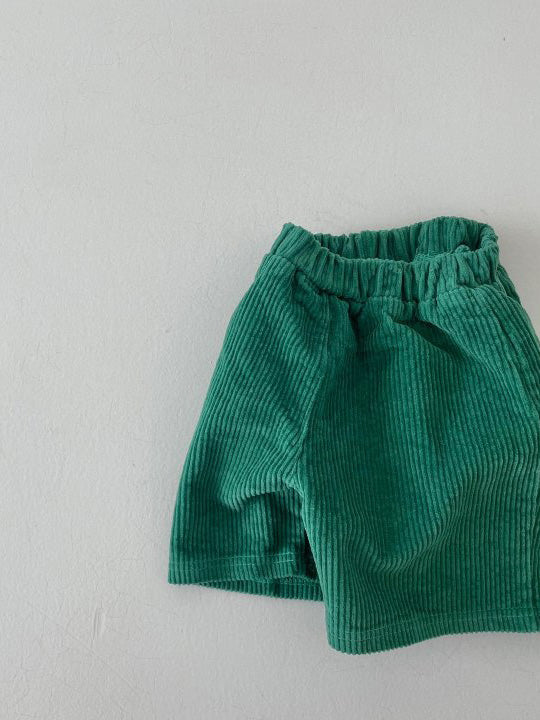Banmond Corduroy Shorts in Green